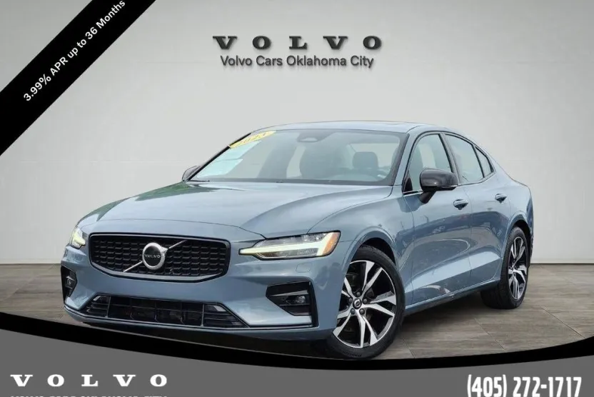 2023 Volvo S60 Core photo 1