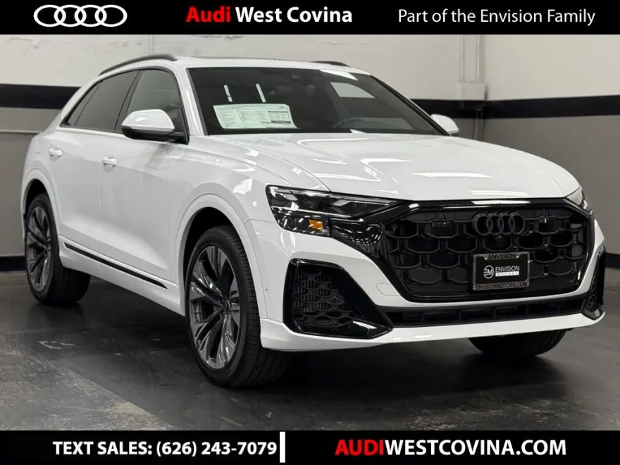 2025 Audi Q8 55 Premium Plus photo 1