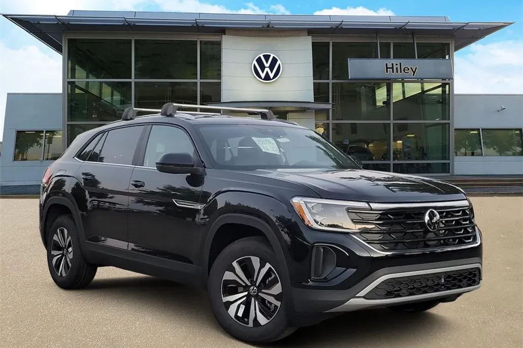 2026 Volkswagen Atlas Cross Sport SE photo 1