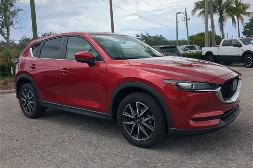 2018 Mazda CX-5 Touring photo 1