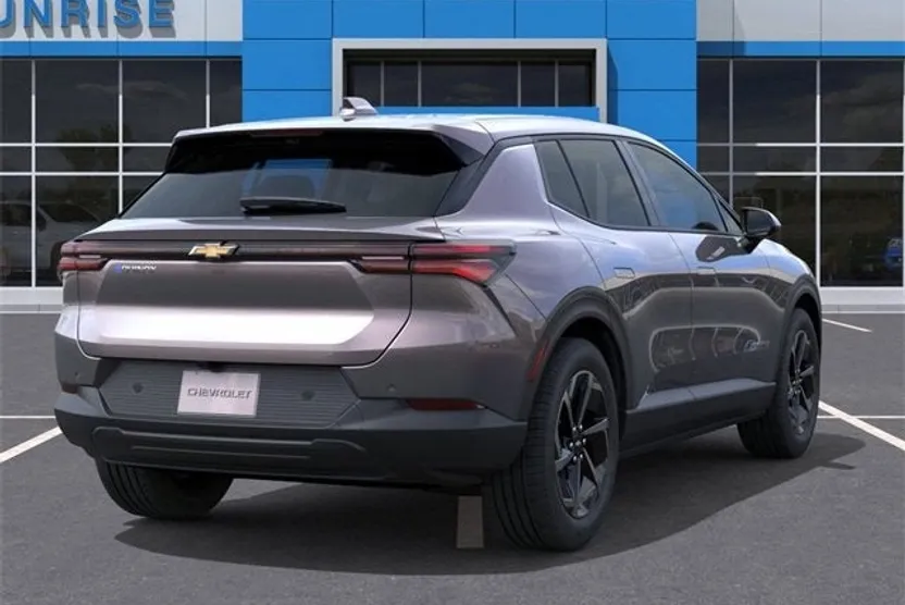 2026 Chevrolet Equinox EV 1LT photo 1