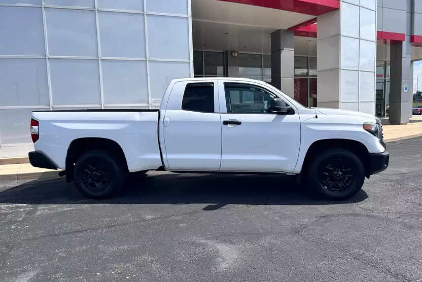 2019 Toyota Tundra SR Double Cab photo 1