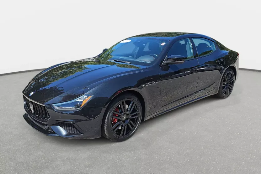 2022 Maserati Ghibli Modena Q4 photo 1