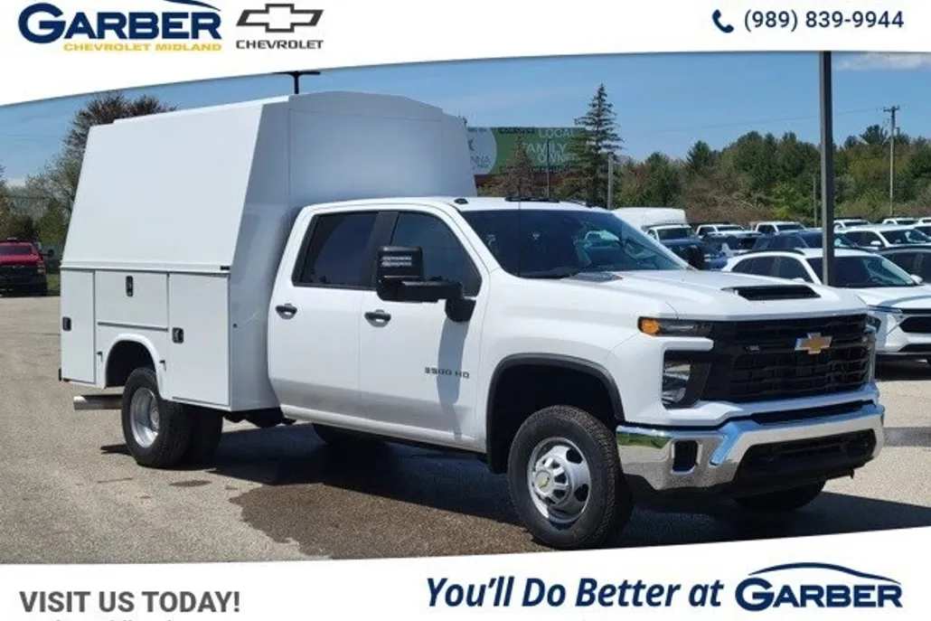 2025 Chevrolet Silverado 3500HD Work Truck photo 1