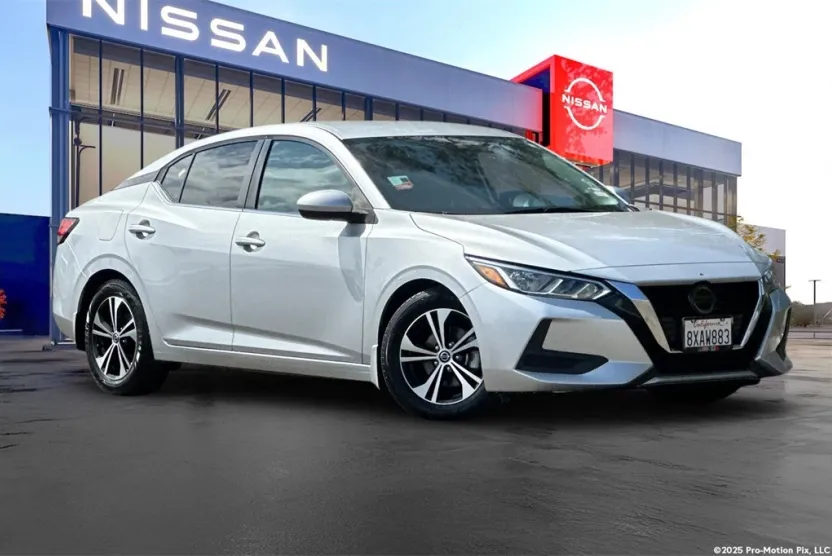 2021 Nissan Sentra SV photo 1