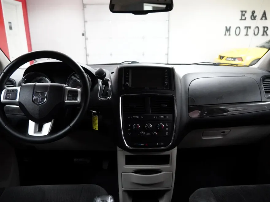 2017 Dodge Grand Caravan SE photo 20