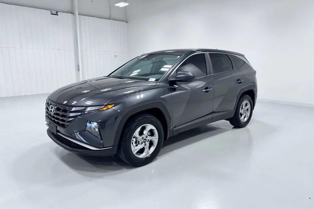 2023 Hyundai Tucson SE photo 1