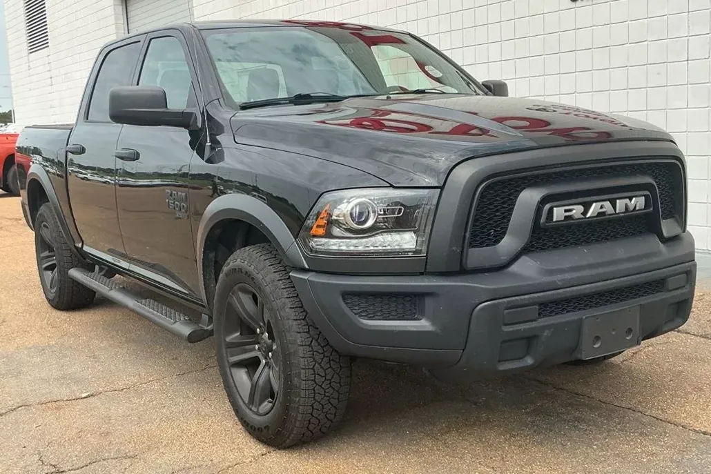 2022 Ram 1500 Classic Warlock photo 1