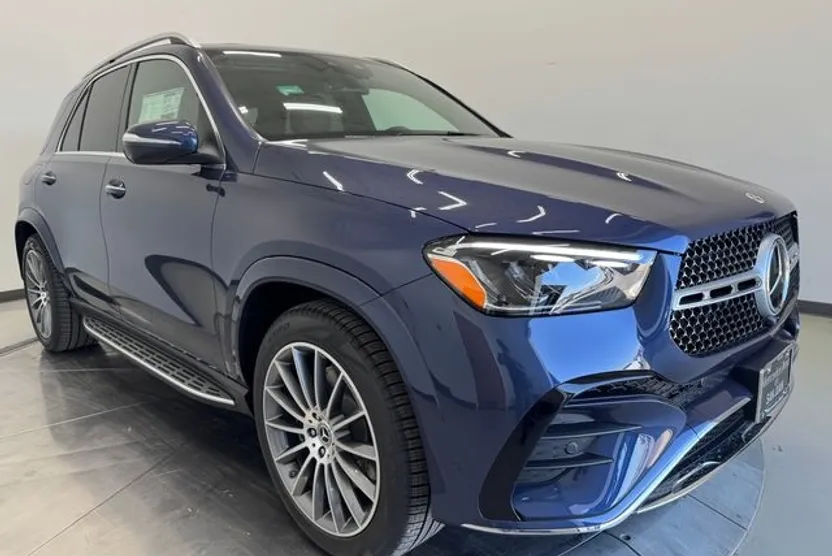 2026 Mercedes Benz GLE 450 4MATIC photo 1