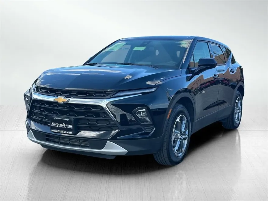 2025 Chevrolet Blazer 2LT photo 1