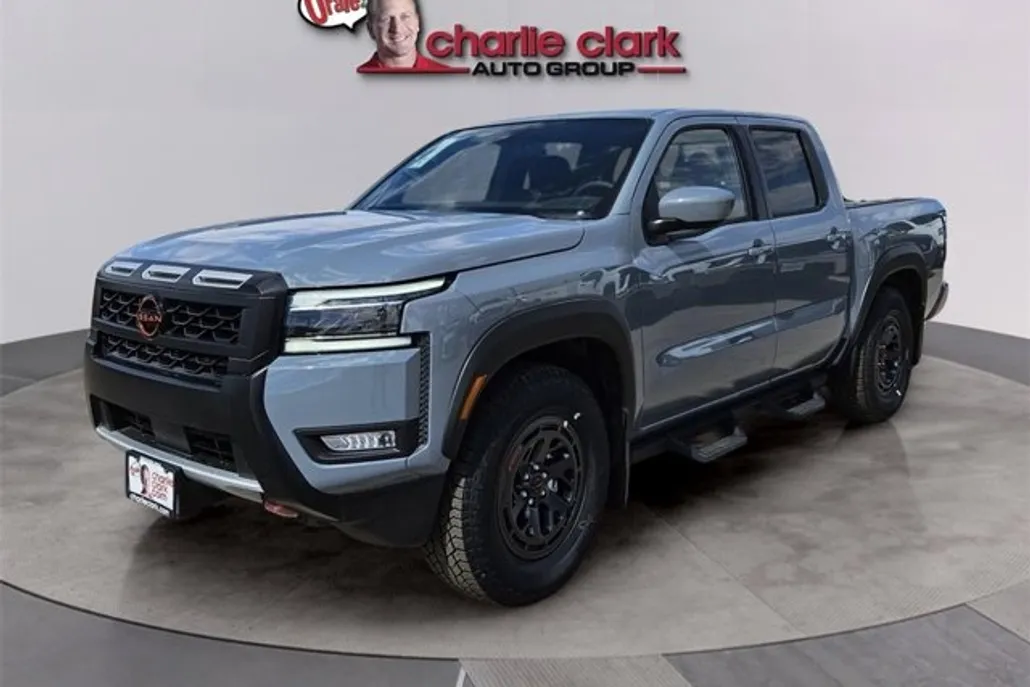 2025 Nissan Frontier PRO-X photo 1