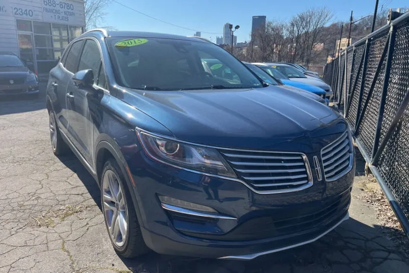 2015 Lincoln MKC Base photo 1