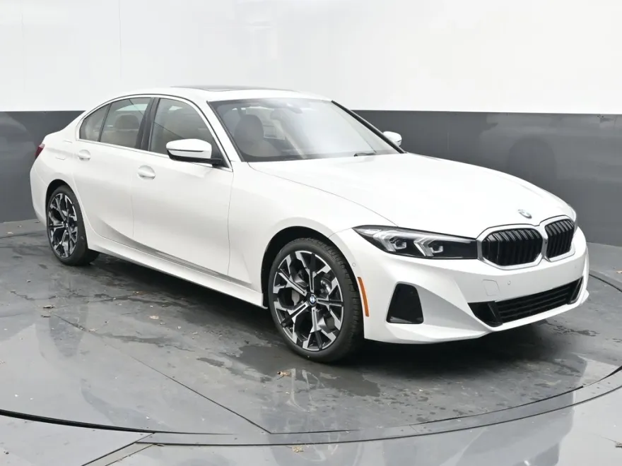 2025 Bmw 330i photo 1