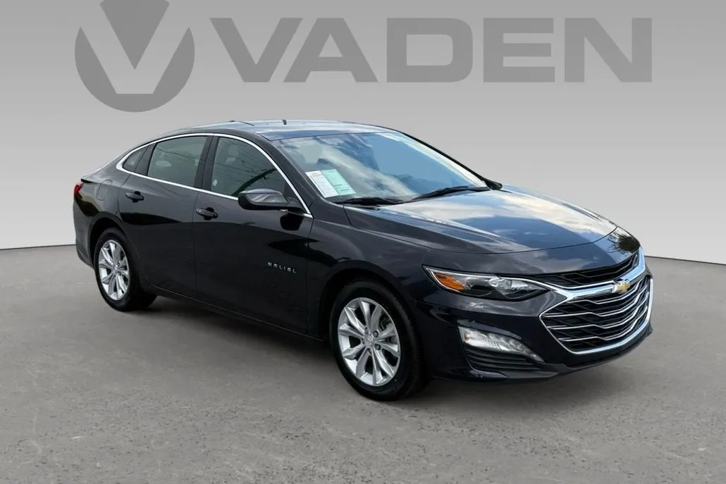 2023 Chevrolet Malibu 1LT photo 1