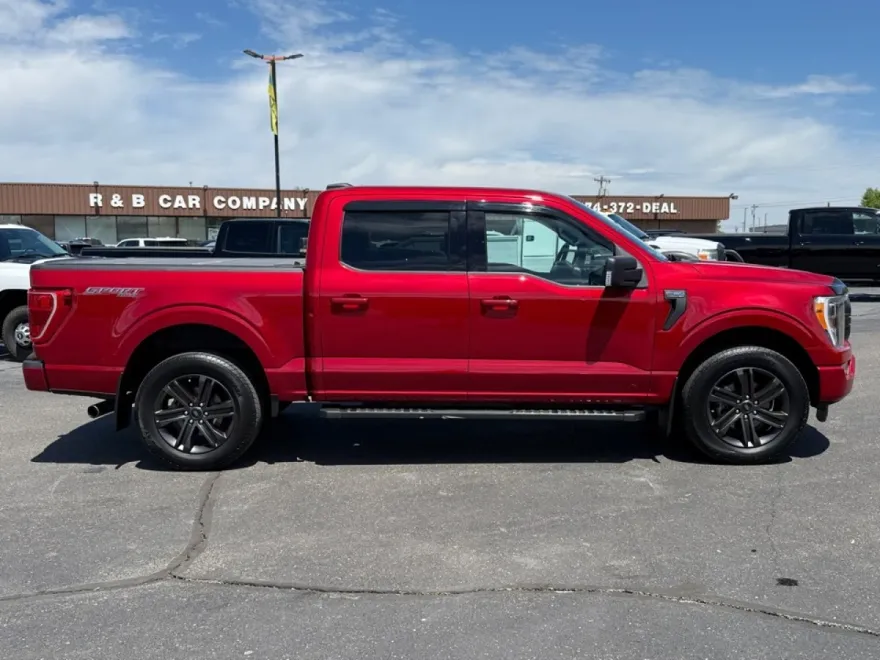 2021 Ford F-150 XLT photo 9