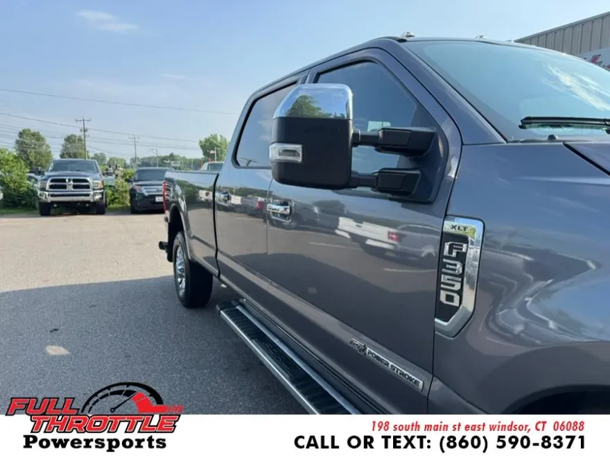 2022 Ford F-350 XLT photo 1