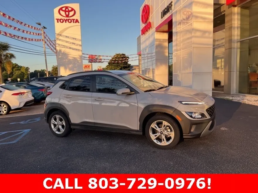 2023 Hyundai Kona SEL photo 1