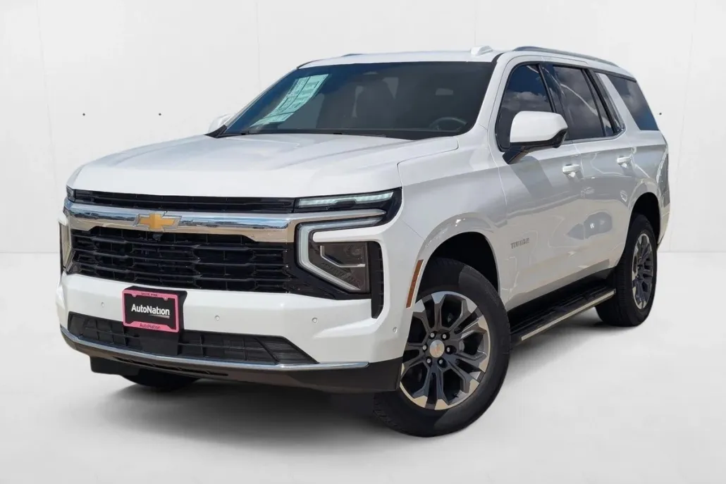 2025 Chevrolet Tahoe LS photo 1