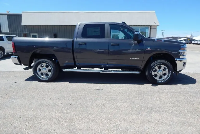 2025 Ram 2500 Big Horn photo 1