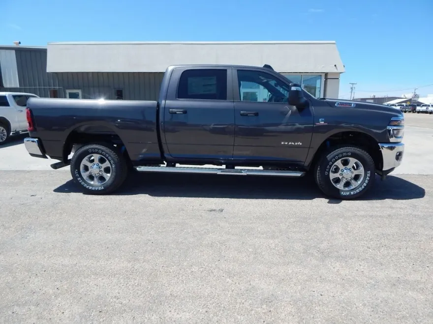 2025 Ram 2500 Big Horn photo 1