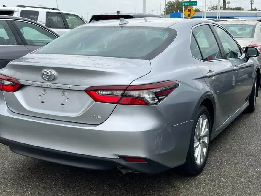 2024 Toyota Camry LE photo 1