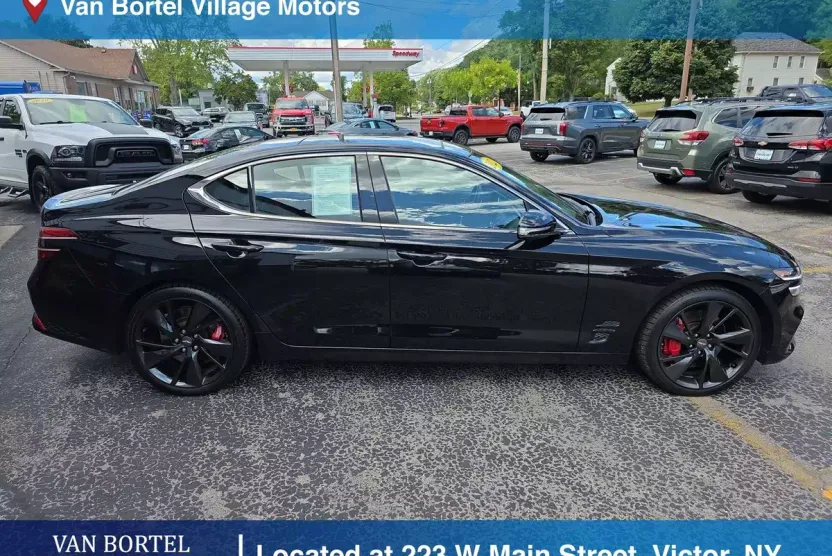 2022 Genesis G70 Advanced 3.3T Sport Prestige photo 1