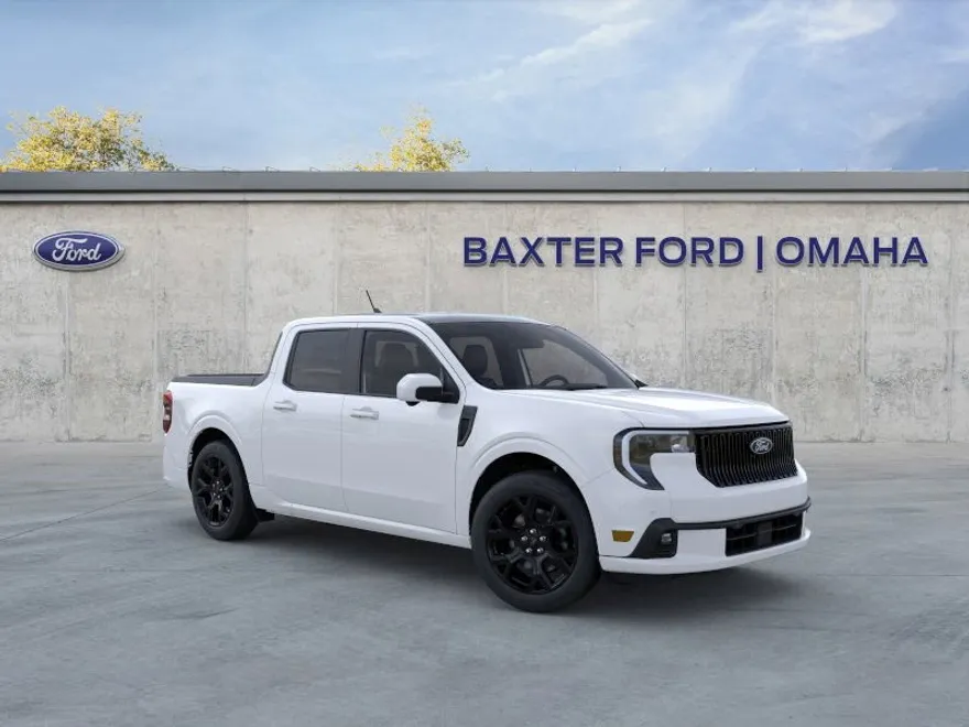 2025 Ford Maverick photo 1