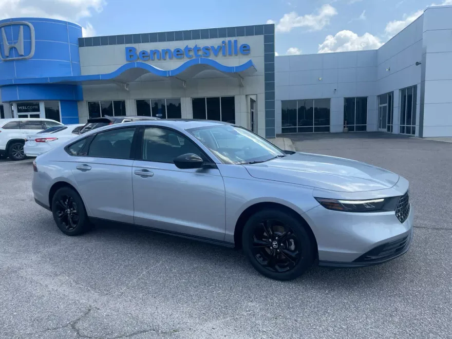 2025 Honda Accord SE photo 1