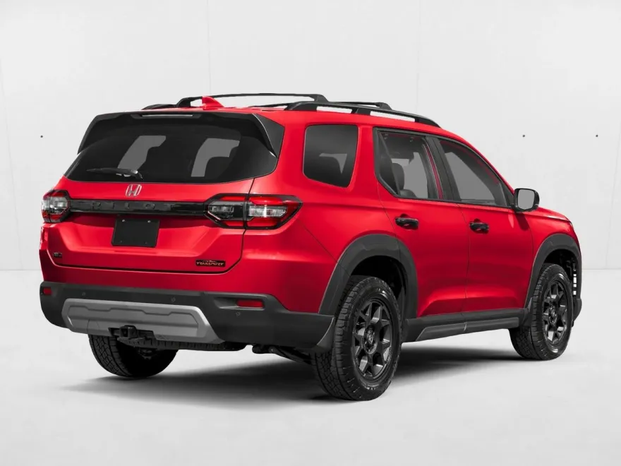2025 Honda Pilot TrailSport photo 1