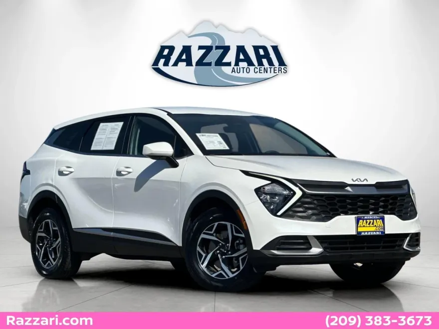 2023 Kia Sportage LX photo 1