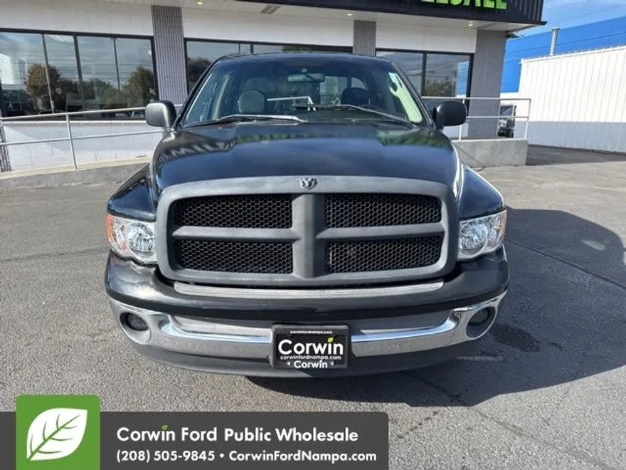 2003 Dodge Ram SLT photo 1