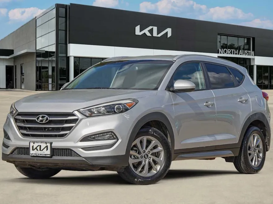 2017 Hyundai Tucson SE photo 1