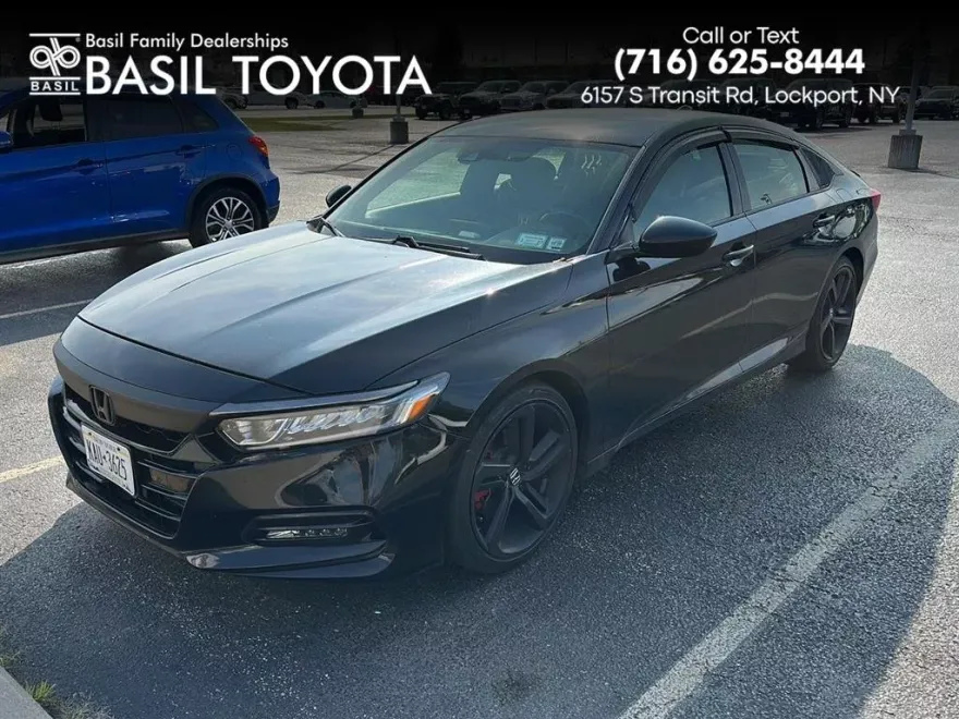 2018 Honda Accord Sport photo 1