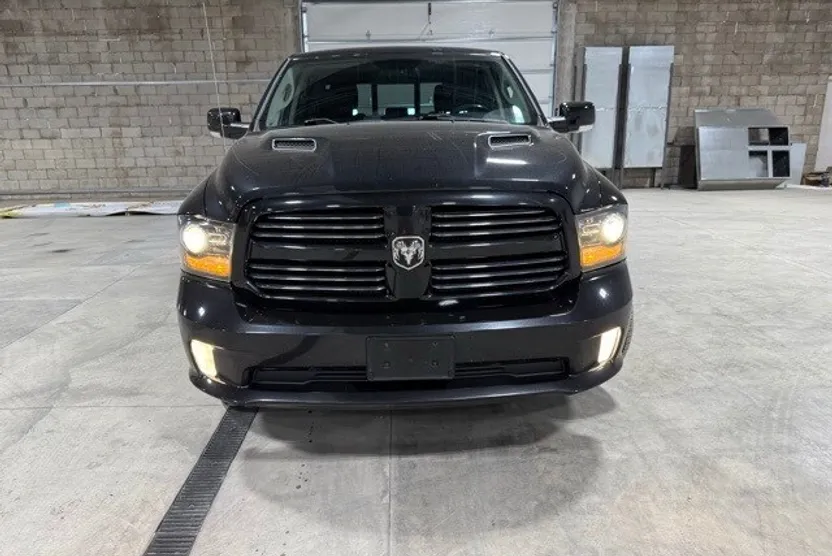 2016 Ram 1500 Sport photo 1