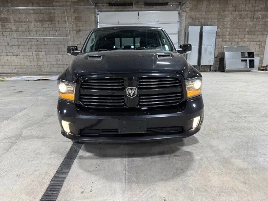 2016 Ram 1500 Sport photo 1