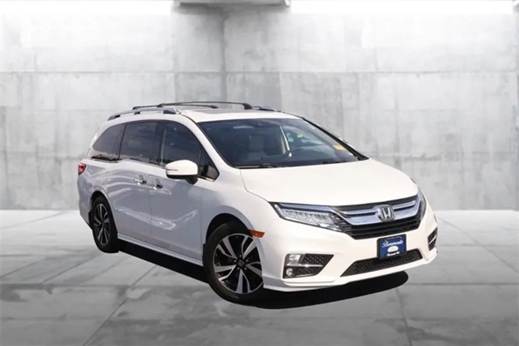 2020 Honda Odyssey Elite photo 1
