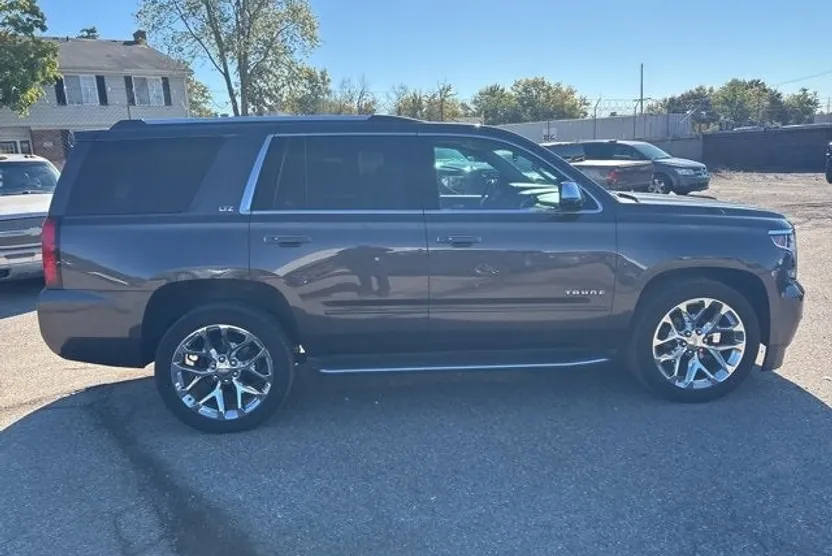 2016 Chevrolet Tahoe LTZ photo 1