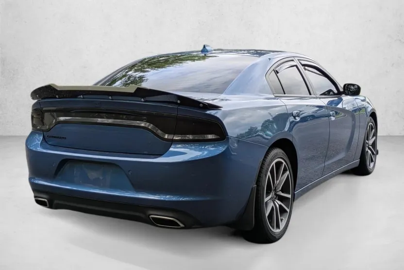 2023 Dodge Charger SXT photo 1