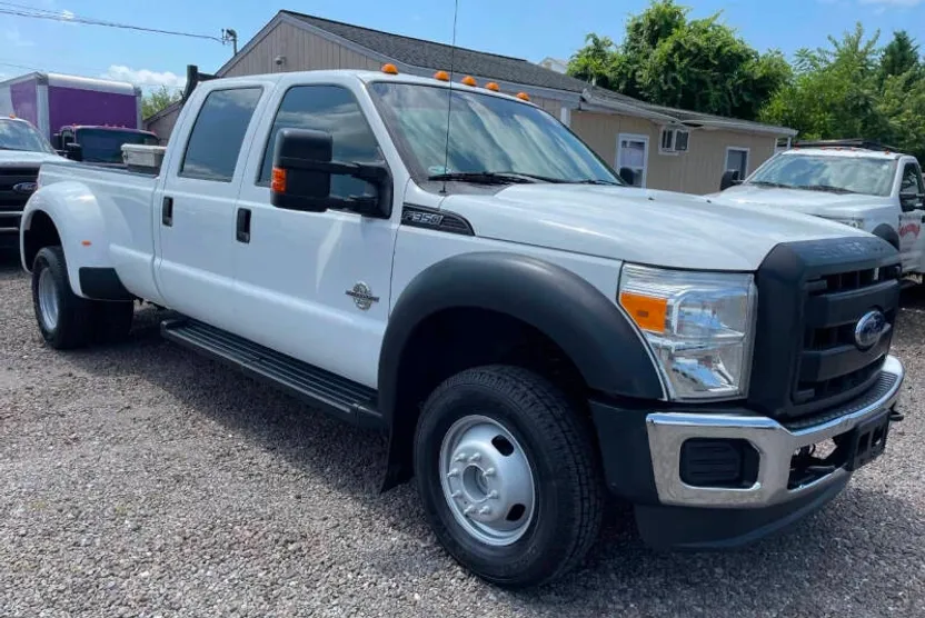 2016 Ford F-350 XL photo 1