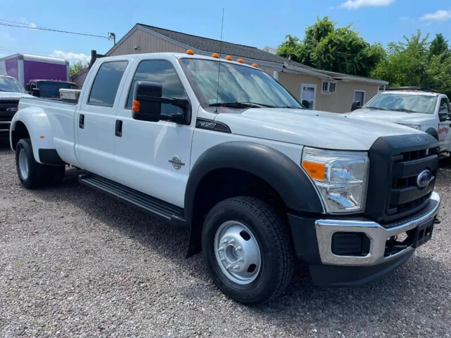 2016 Ford F-350 XL photo 1