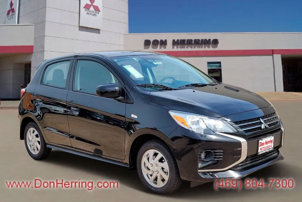 2024 Mitsubishi Mirage LE photo 1