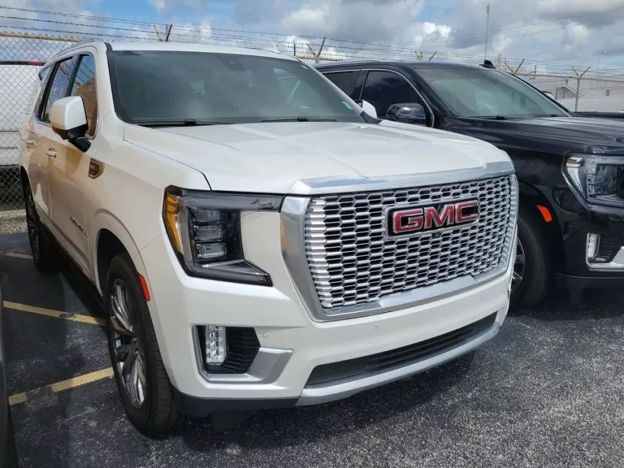 2022 Gmc Yukon Denali photo 1