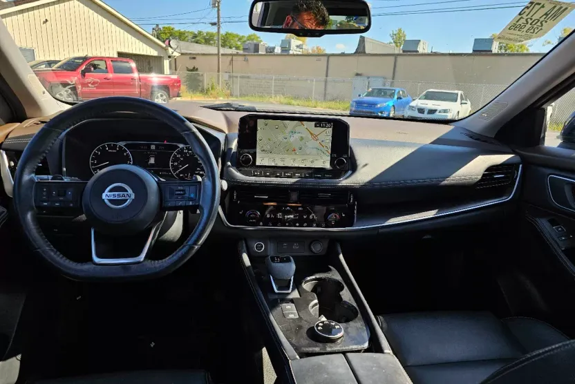 2021 Nissan Rogue SL photo 1