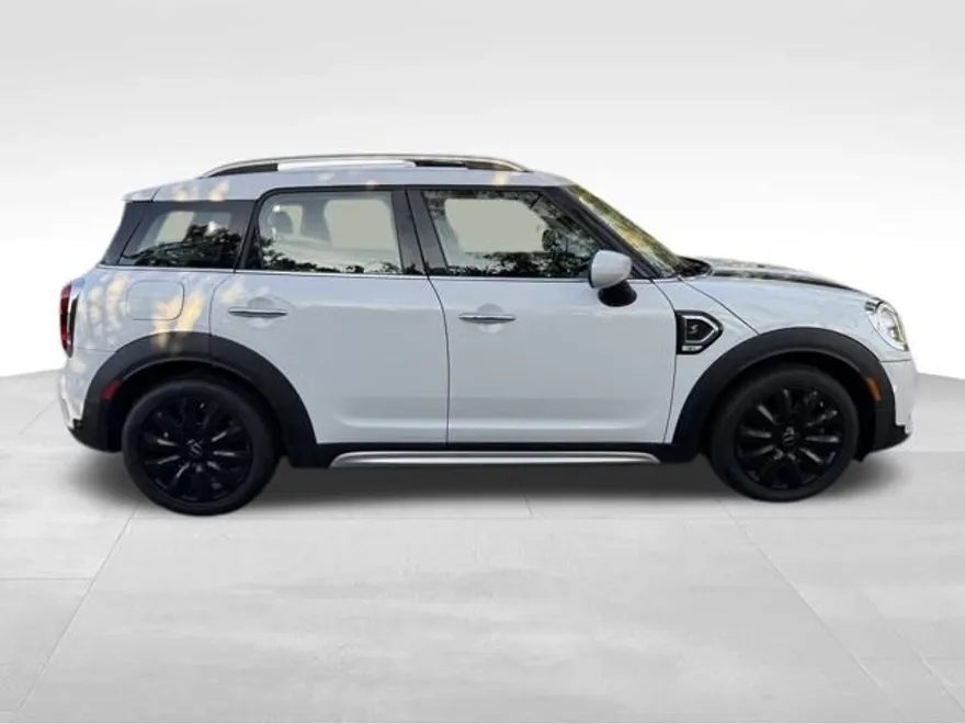 2020 Mini Cooper S ALL4 photo 1