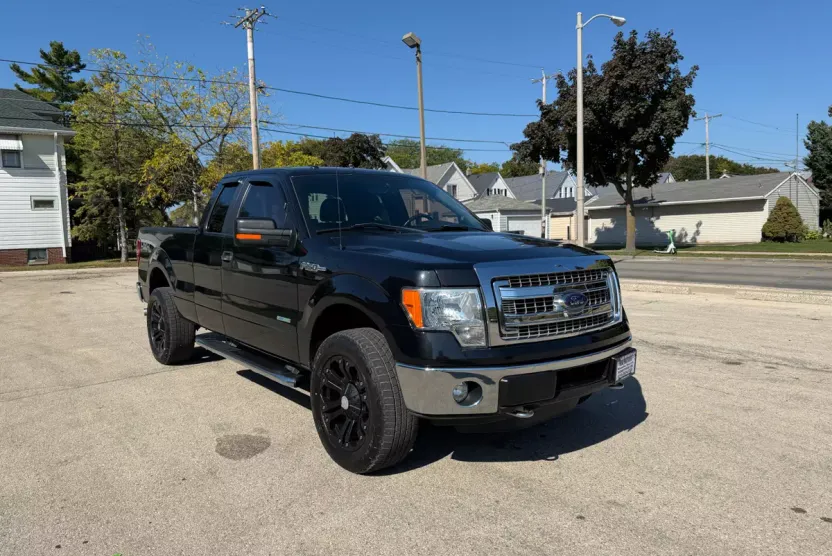 2014 Ford F-150 XLT photo 1