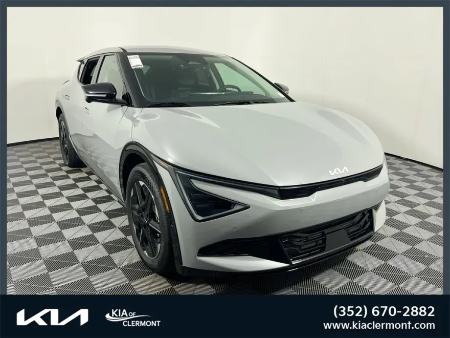 2025 Kia EV6 Wind photo 1