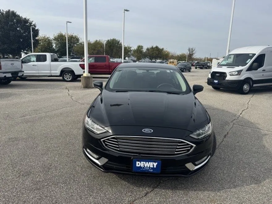 2018 Ford Fusion S photo 1