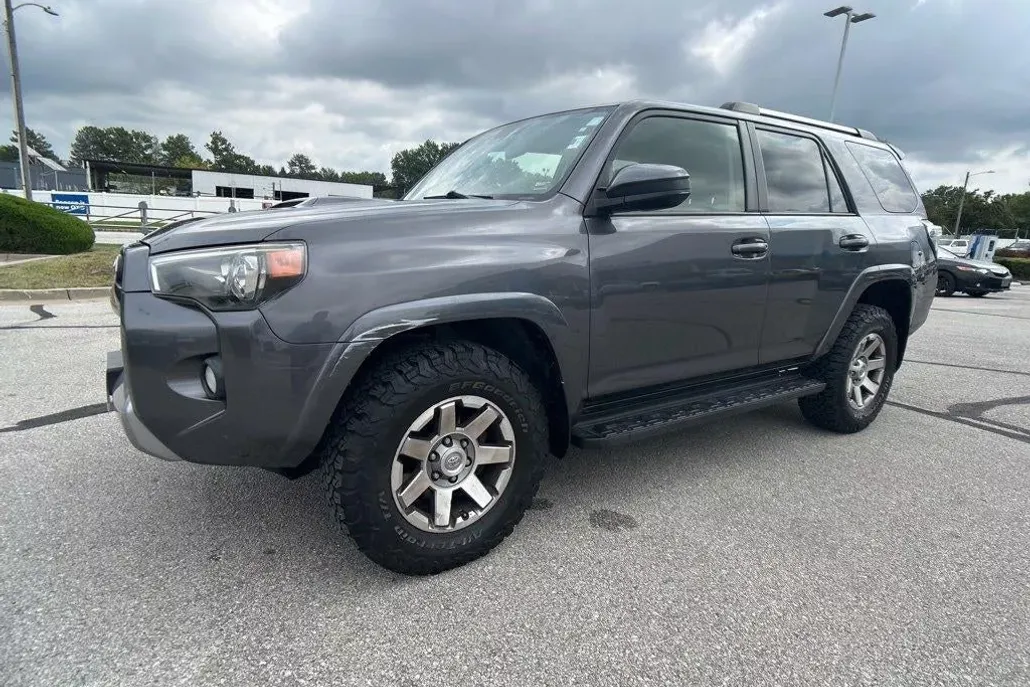 2016 Toyota 4Runner Trail photo 1