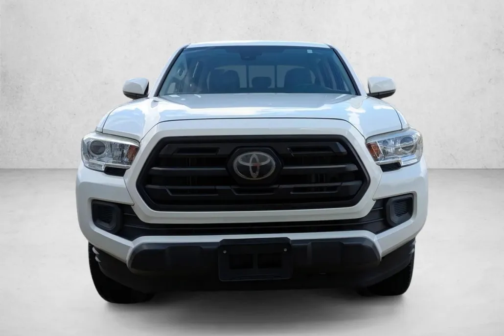 2019 Toyota Tacoma SR Double Cab photo 1