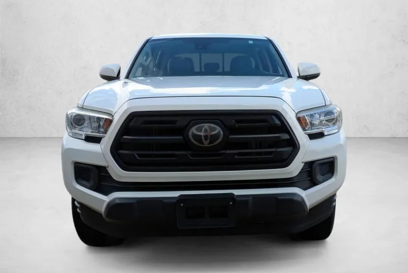 2019 Toyota Tacoma SR photo 1